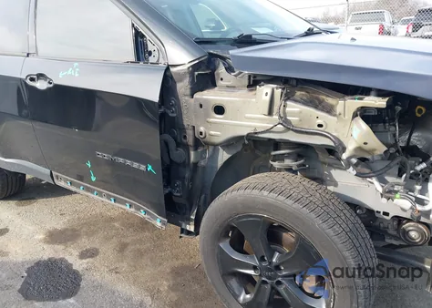 2018 Jeep Compass Altitude Fwd from USA, damaged, VIN 3C4NJCBB3JT409844